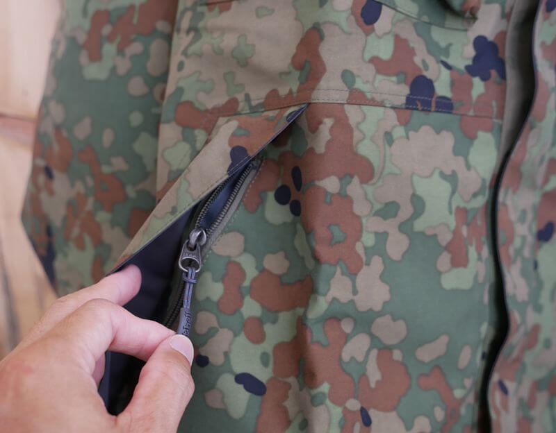Mont-bell GTX 風雨衣褲組 男 迷彩 Camouflage watch rain suit 1128299